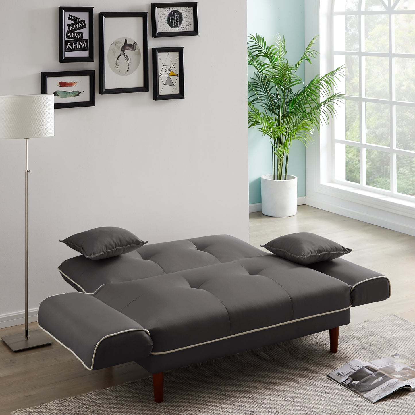 Elledge Upholstered Sleeper Sofa with pillows